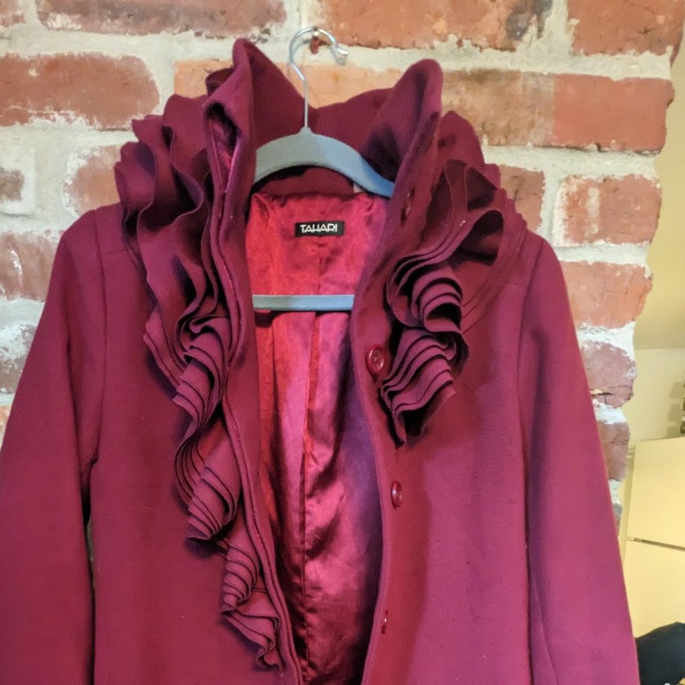 TAHARI Coat with Ruffles